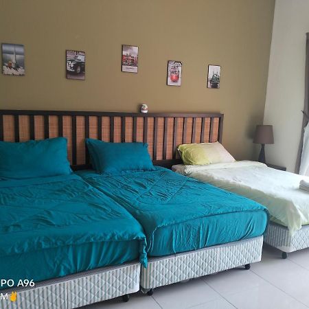 Izz Room Studio Gold Coast Morib Resort Бантинг Екстериор снимка